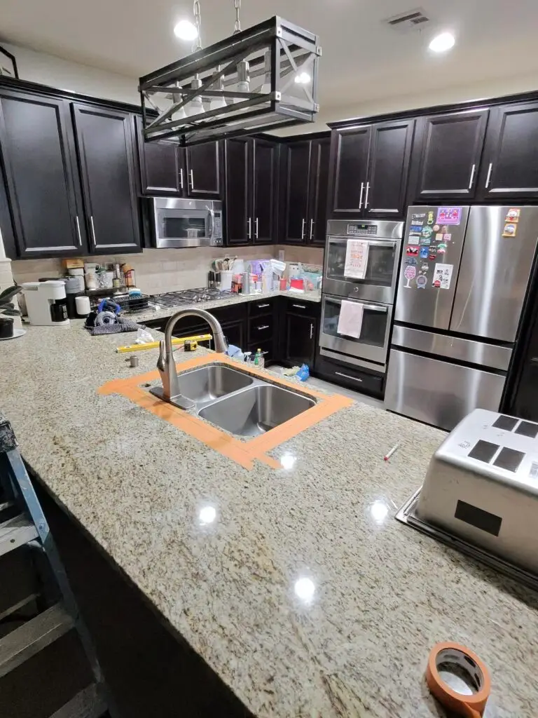 Kitchen Sink Retrofit in Valencia — plumbing finishes